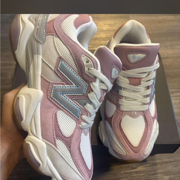 New Balance Shoes - New Balance 9060 Rose Pink